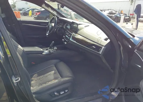 2018 BMW 540I z USA, uszkodzony, nr VIN WBAJE5C55JWA95695